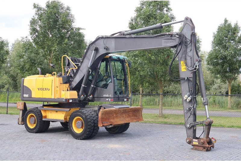 Volvo EW160 C | QUICK COUPLER | ELEVATING CABIN | UMSCHLAG - Kolesové rýpadlo: obrázek 5 Volvo EW160 C | QUICK COUPLER | ELEVATING CABIN | UMSCHLAG - Kolesové rýpadlo: obrázek 5
