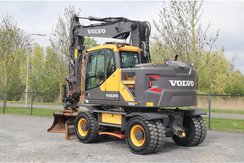Volvo EWR 170 E | ROTOTILT | BUCKET | DOZERBLADE | TRAILER HYDR - Kolesové rýpadlo: obrázek 3 Volvo EWR 170 E | ROTOTILT | BUCKET | DOZERBLADE | TRAILER HYDR - Kolesové rýpadlo: obrázek 3