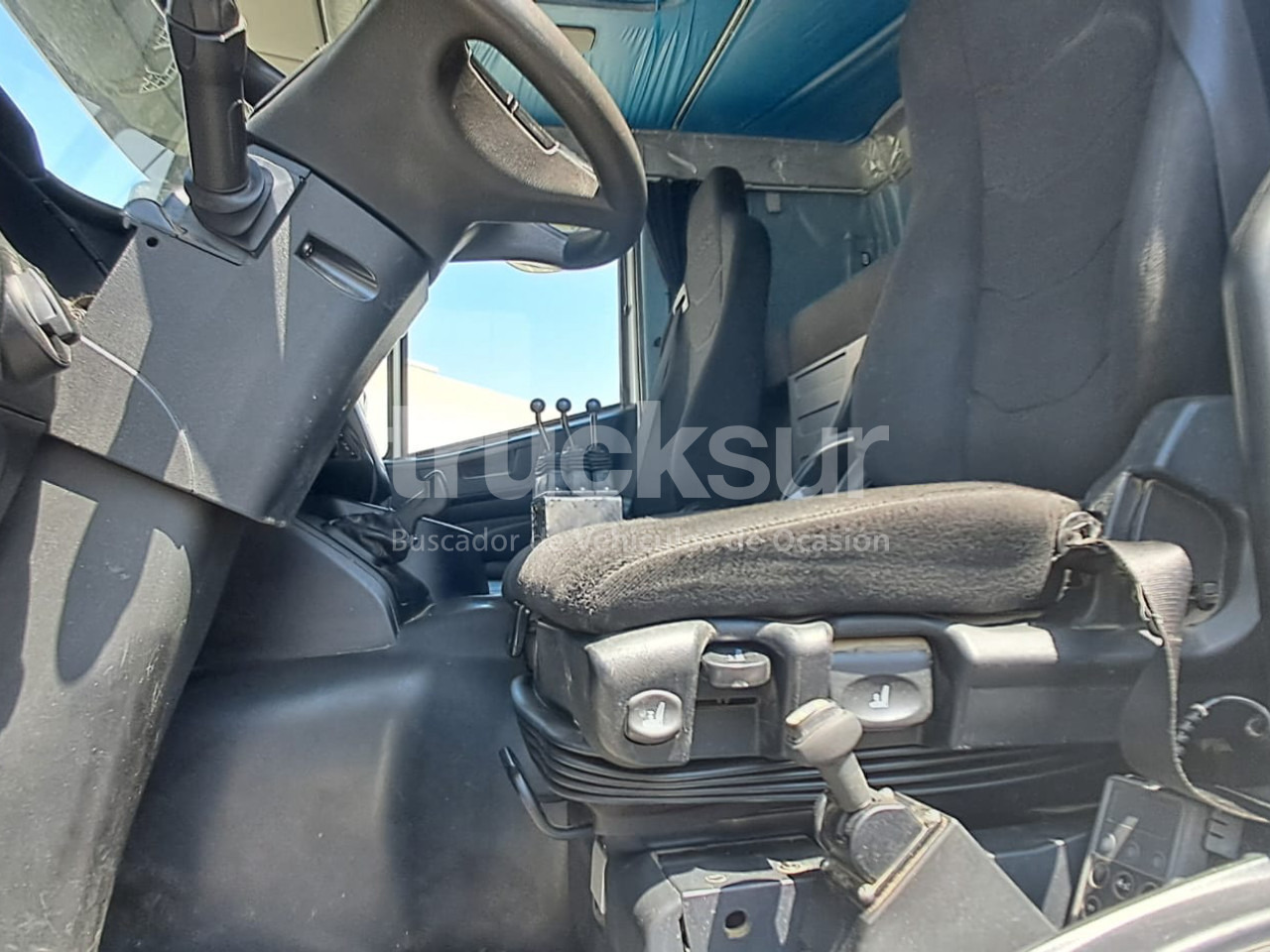 Sklápěč, Auto s hydraulickou rukou IVECO AT260SY/PS 360CV: obrázek 29