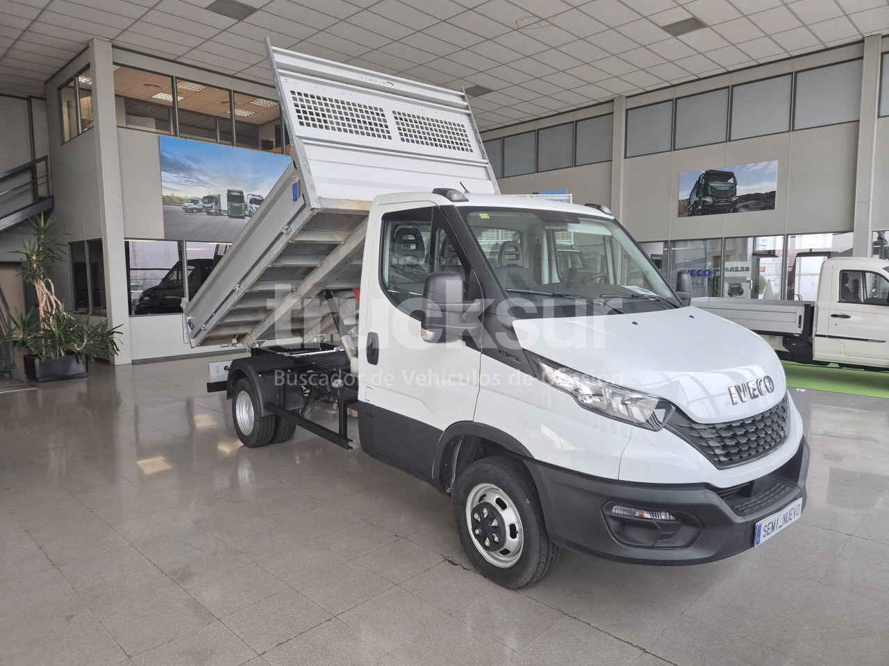 IVECO DAILY 35C14H - Dodávka sklápěč: obrázek 2 IVECO DAILY 35C14H - Dodávka sklápěč: obrázek 2