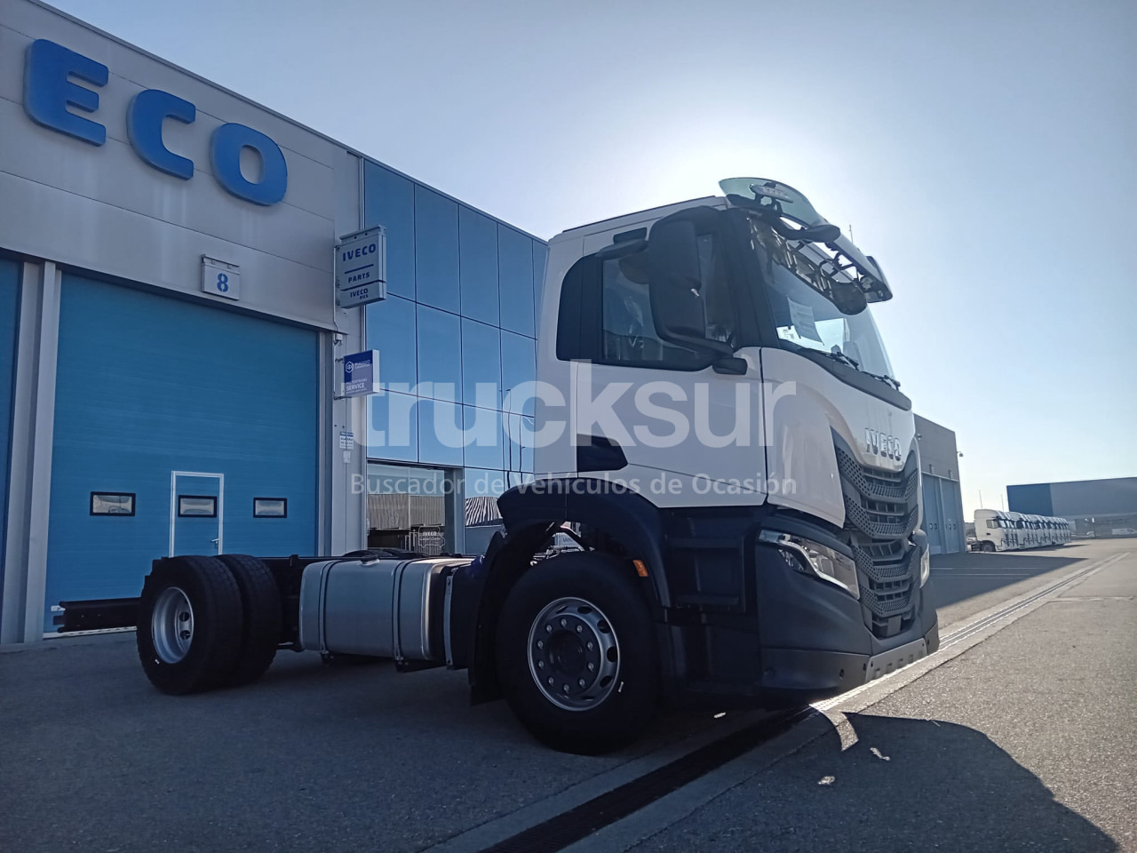 IVECO X-WAY 420 - Podvozek s kabinou: obrázek 2 IVECO X-WAY 420 - Podvozek s kabinou: obrázek 2