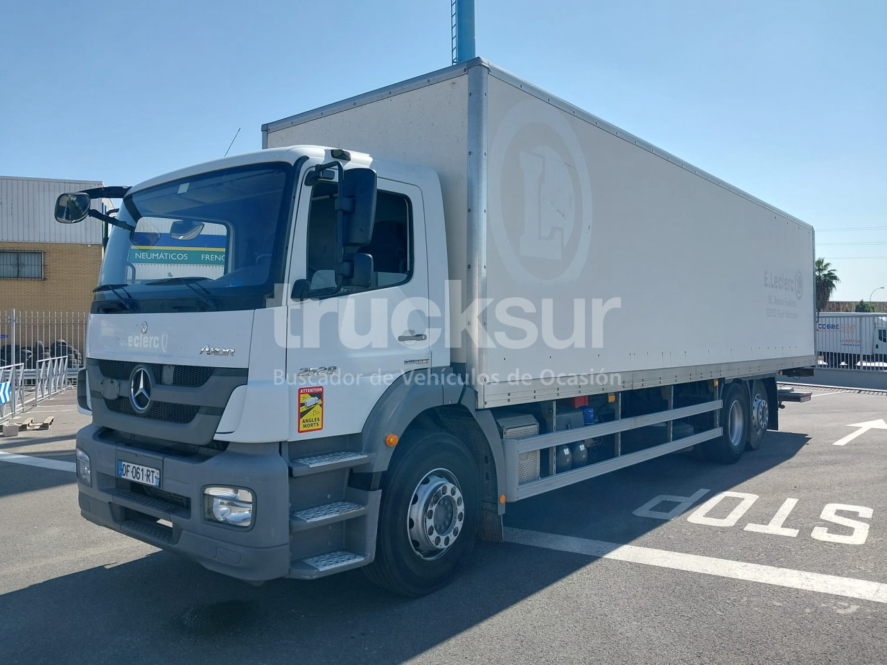MERCEDES AXOR 2529 ejes 6x2*4 - Skříňový nákladní auto: obrázek 1 MERCEDES AXOR 2529 ejes 6x2*4 - Skříňový nákladní auto: obrázek 1