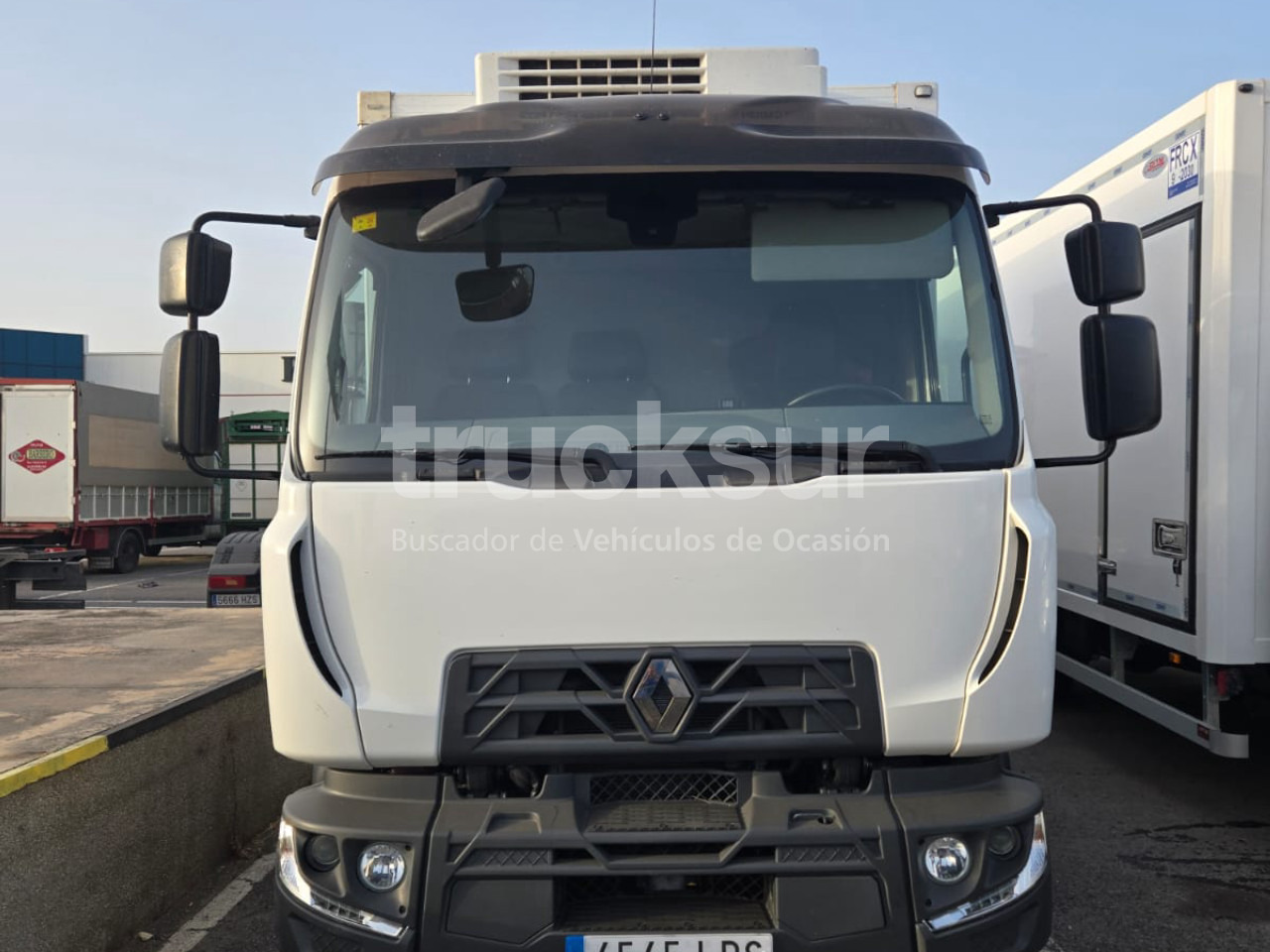 RENAULT D 12.240 FRC-X - Skříňový nákladní auto: obrázek 2 RENAULT D 12.240 FRC-X - Skříňový nákladní auto: obrázek 2