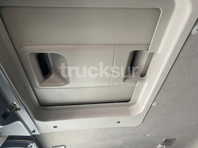 Plachtový nákladní auto RENAULT D12.250: obrázek 16