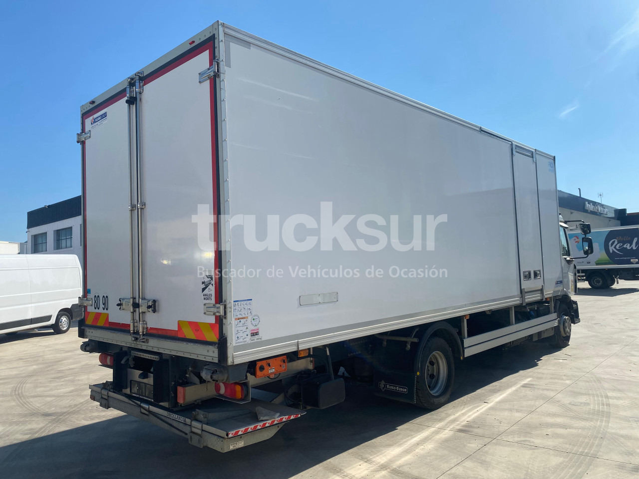RENAULT D240.13 - Chladírenský nákladní automobil: obrázek 3 RENAULT D240.13 - Chladírenský nákladní automobil: obrázek 3