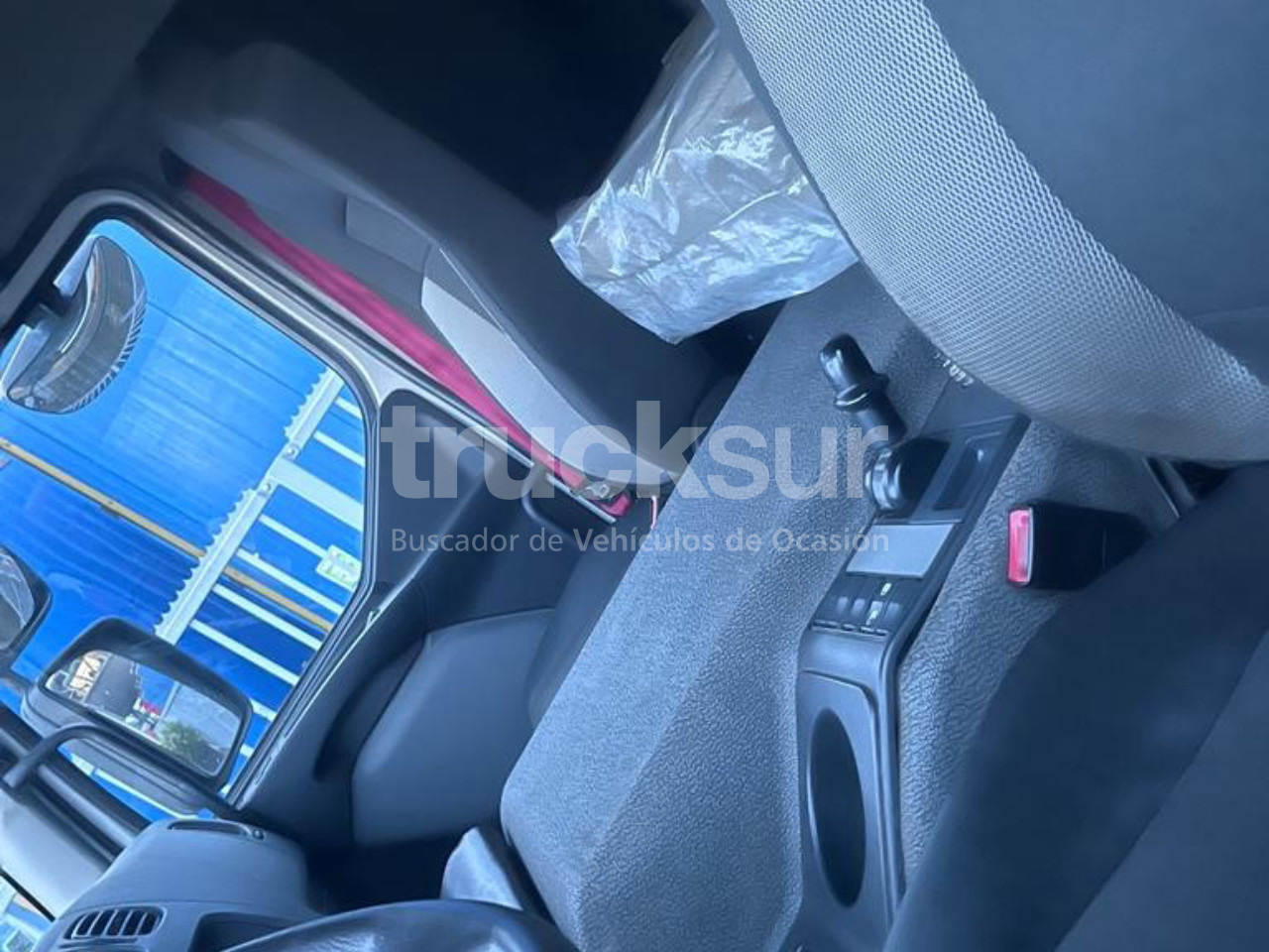Skříňový nákladní auto RENAULT D280.18: obrázek 7