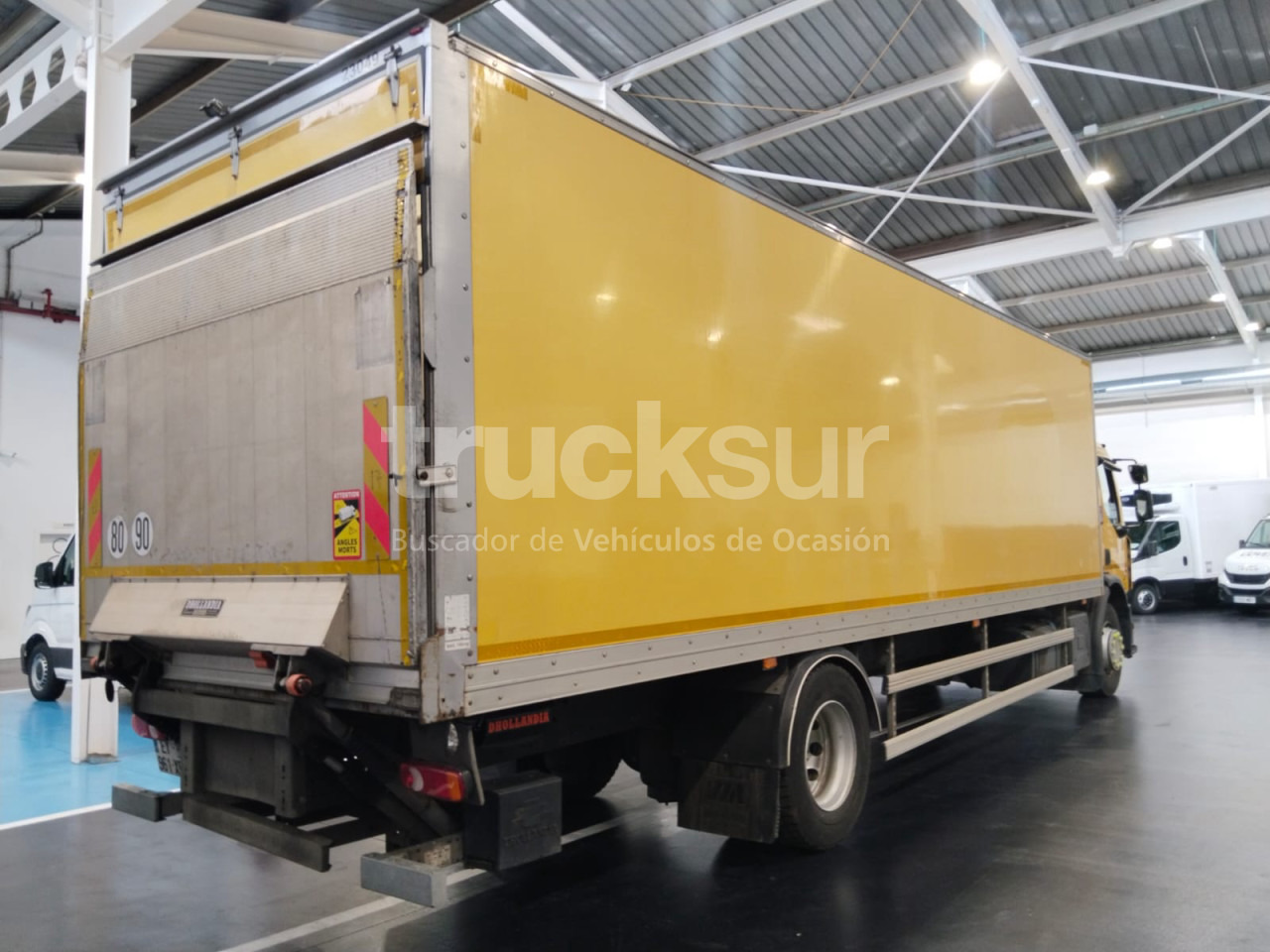 RENAULT D280.18 - Skříňový nákladní auto: obrázek 4 RENAULT D280.18 - Skříňový nákladní auto: obrázek 4