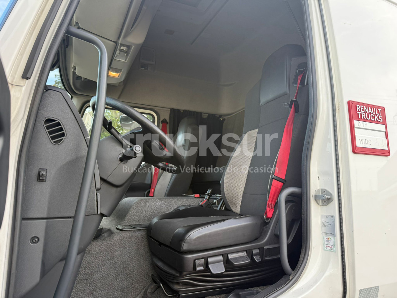 Skříňový nákladní auto RENAULT D320.18: obrázek 12 Skříňový nákladní auto RENAULT D320.18: obrázek 12