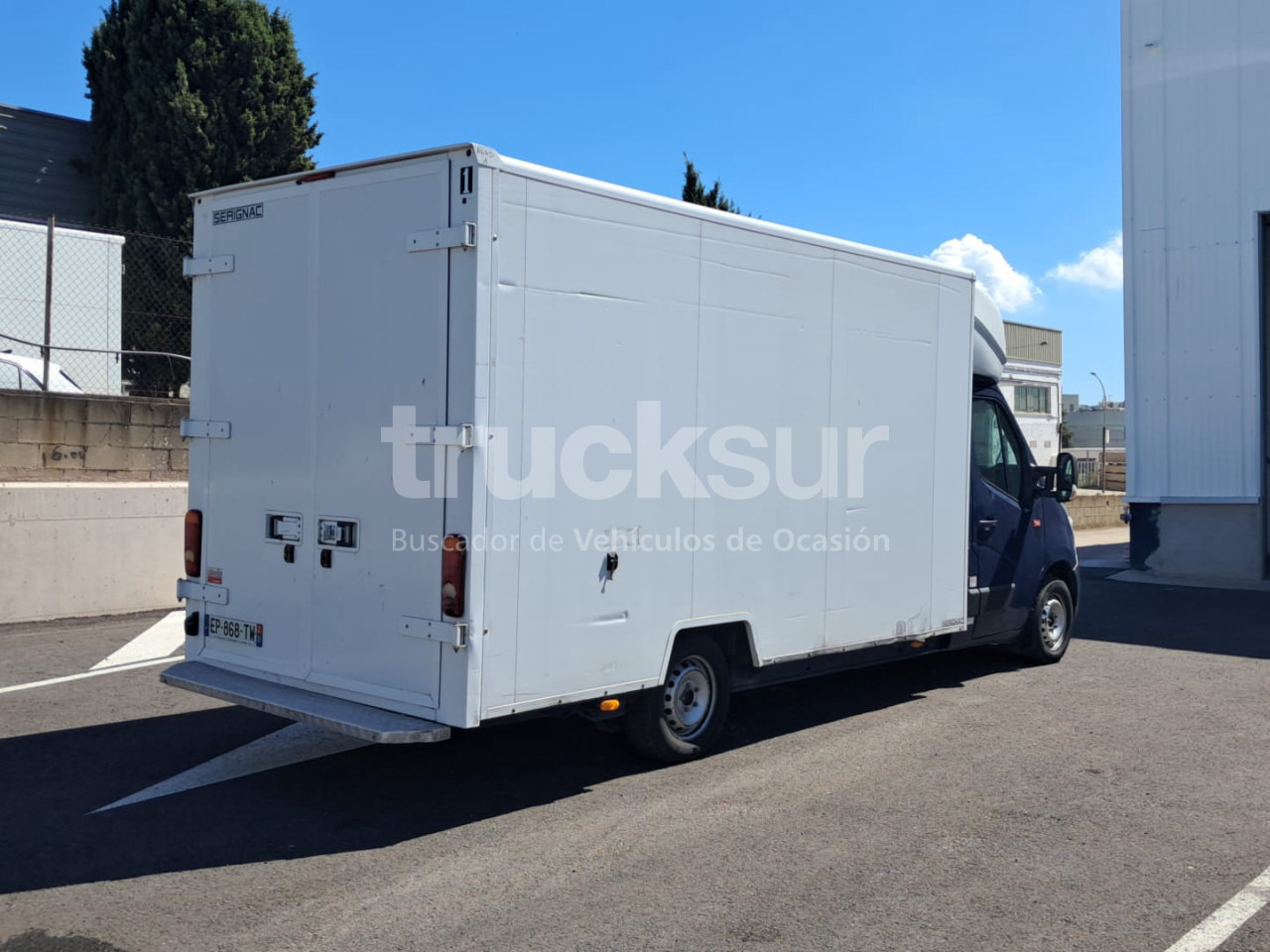 RENAULT MASTER 130.35 - Dodávka skřín: obrázek 4 RENAULT MASTER 130.35 - Dodávka skřín: obrázek 4