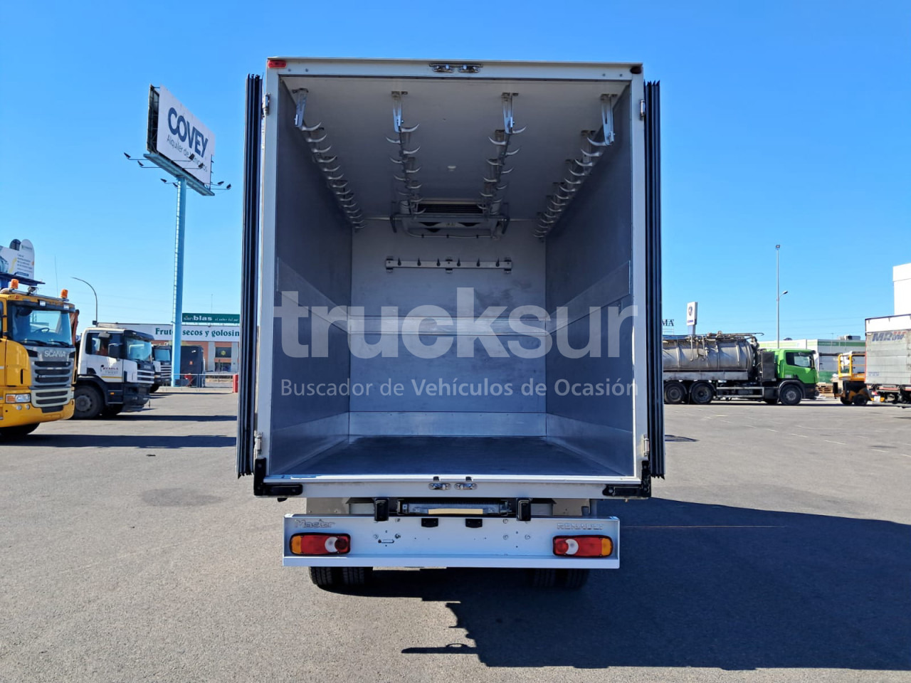 RENAULT MASTER 145.35 FRC-X - Chladící dodávka: obrázek 5 RENAULT MASTER 145.35 FRC-X - Chladící dodávka: obrázek 5