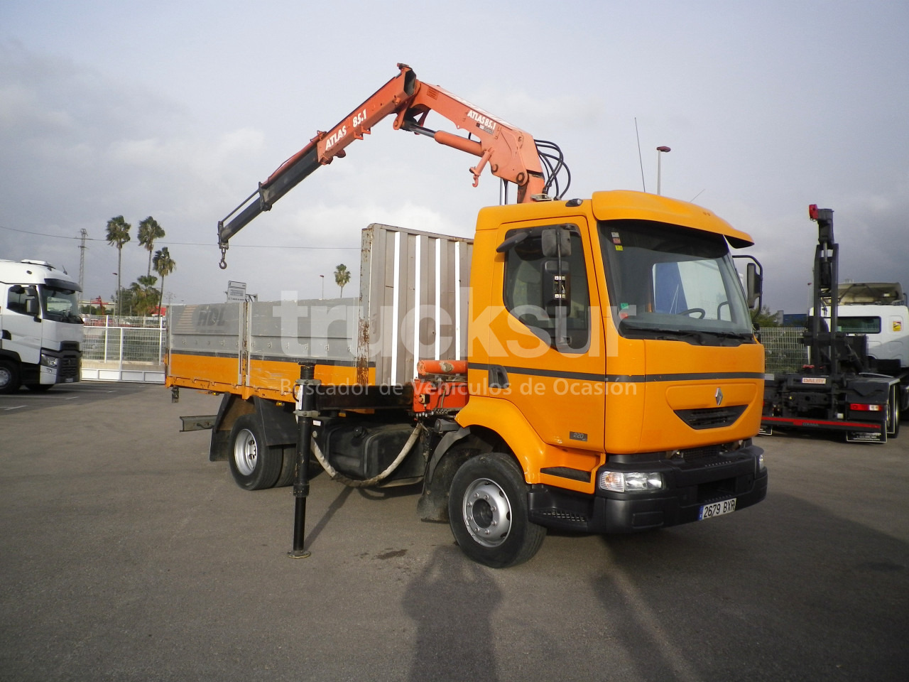 RENAULT MIDLUM 220.14C GRUA - Nákladní automobil valníkový/ Plošinový, Auto s hydraulickou rukou: obrázek 2 RENAULT MIDLUM 220.14C GRUA - Nákladní automobil valníkový/ Plošinový, Auto s hydraulickou rukou: obrázek 2