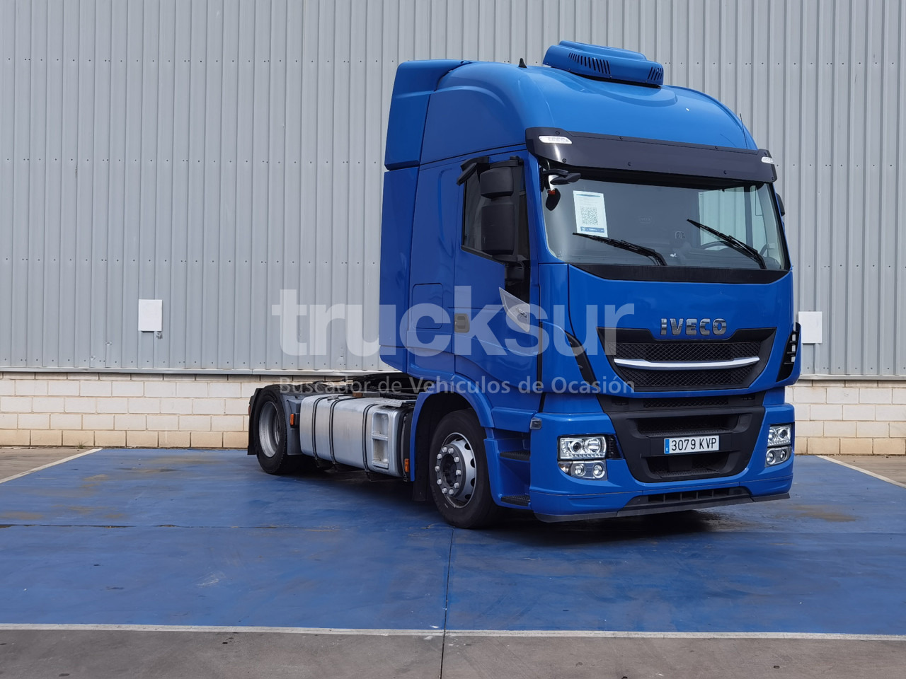 IVECO STRALIS AS440S46T/P HI-WAY - Tahač: obrázek 2 IVECO STRALIS AS440S46T/P HI-WAY - Tahač: obrázek 2