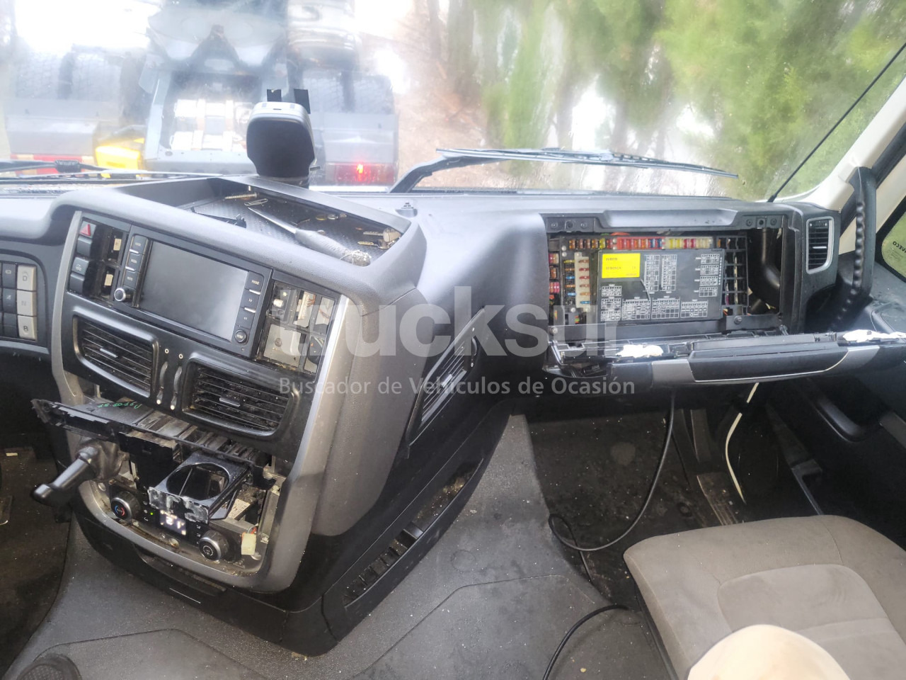 IVECO STRALIS AS440S50 T/P - Tahač: obrázek 2 IVECO STRALIS AS440S50 T/P - Tahač: obrázek 2