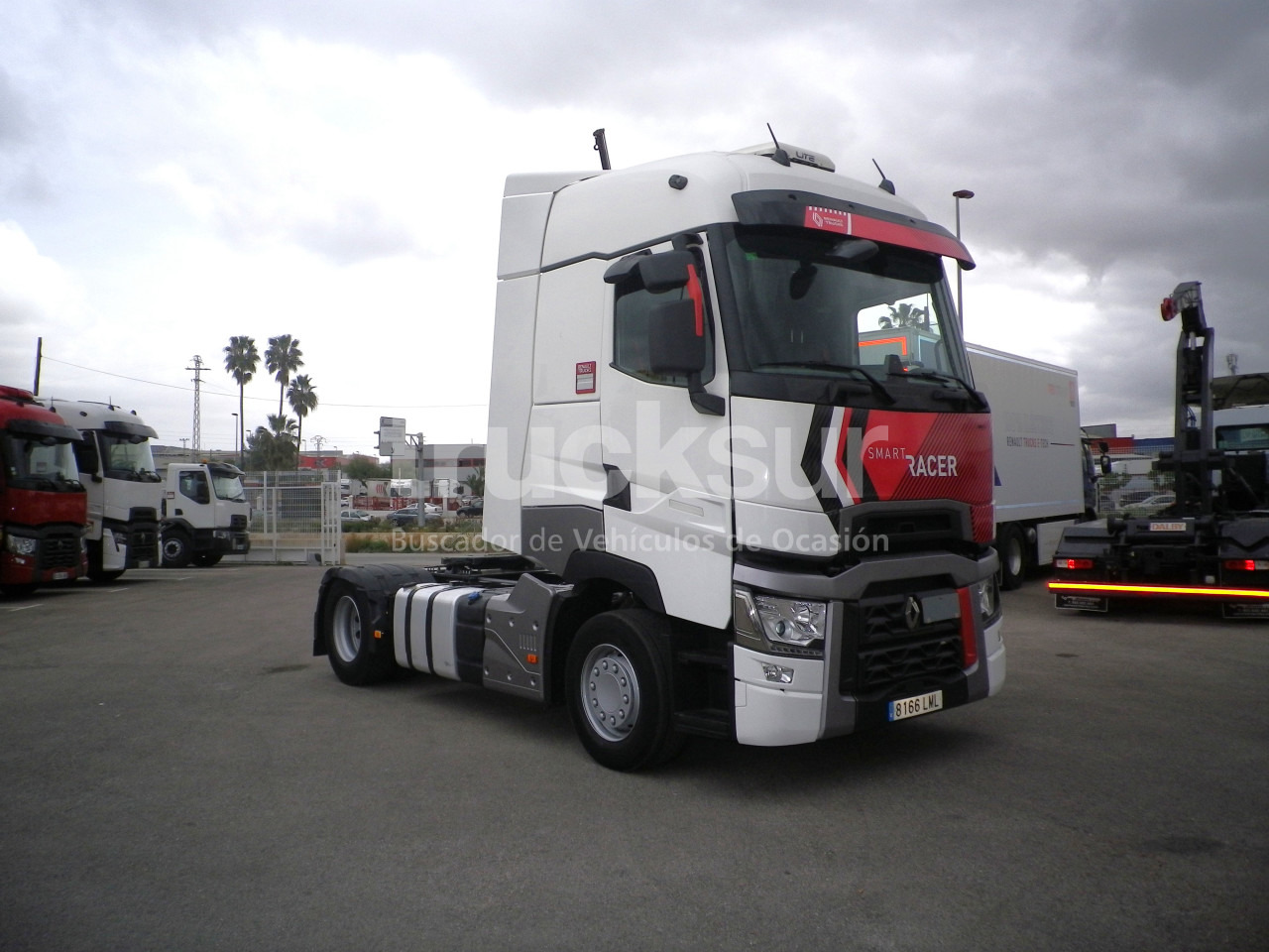 RENAULT T520 HIGH SLEEPER CAB - Tahač: obrázek 3 RENAULT T520 HIGH SLEEPER CAB - Tahač: obrázek 3