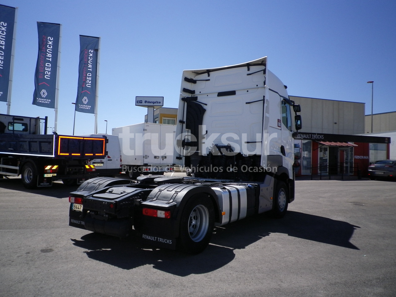RENAULT T520 HIGH SLEEPER CAB - Tahač: obrázek 4 RENAULT T520 HIGH SLEEPER CAB - Tahač: obrázek 4