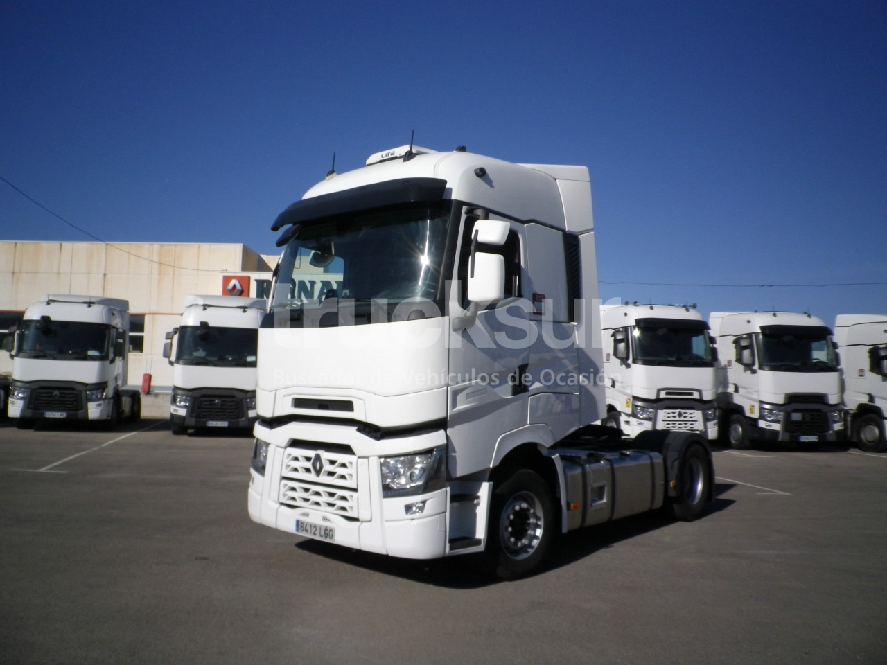 RENAULT T520 HIGH SLEEPER CAB - Tahač: obrázek 1 RENAULT T520 HIGH SLEEPER CAB - Tahač: obrázek 1