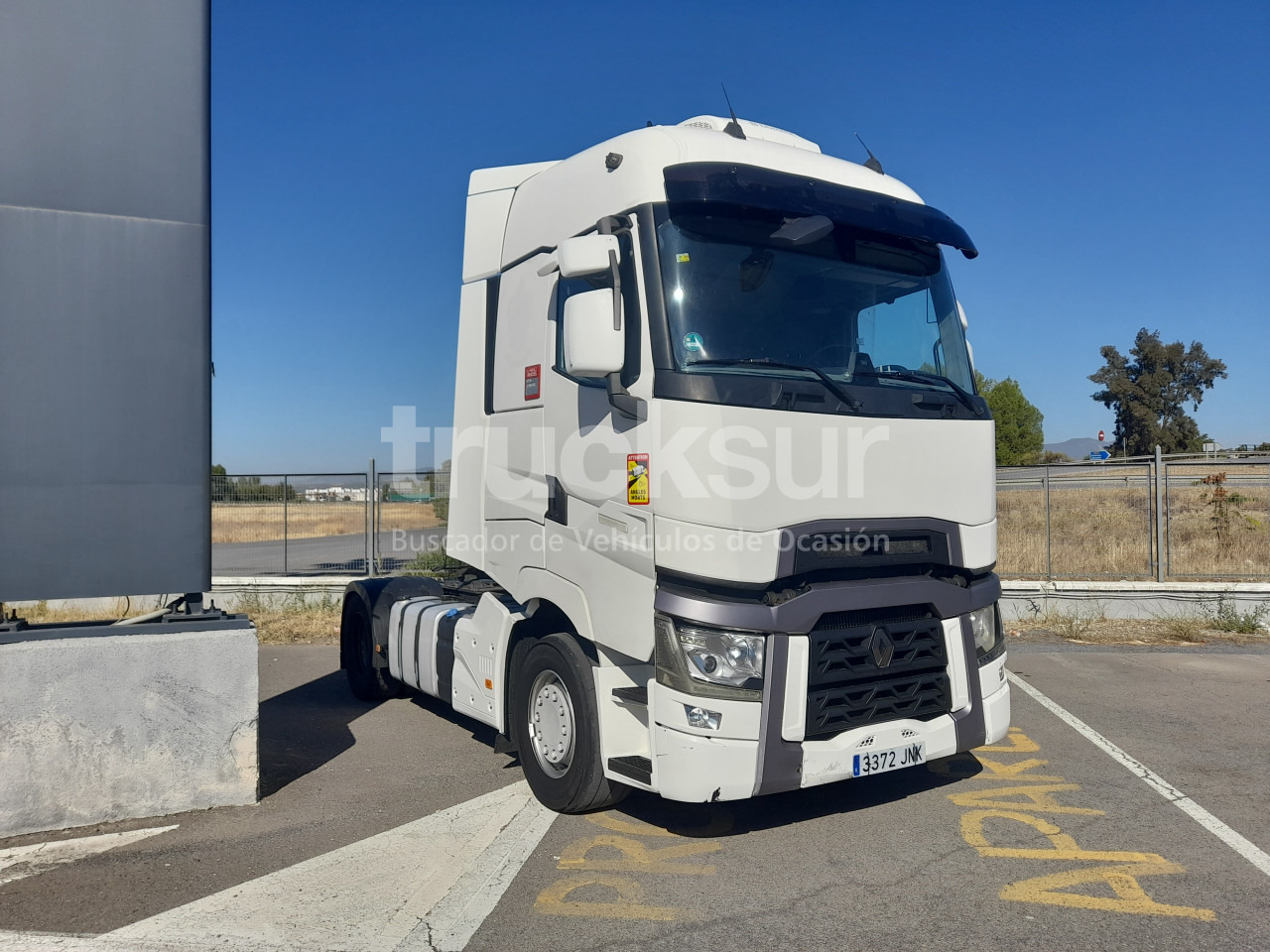 RENAULT T520 HIGH SLEEPER CAB - Tahač: obrázek 2 RENAULT T520 HIGH SLEEPER CAB - Tahač: obrázek 2