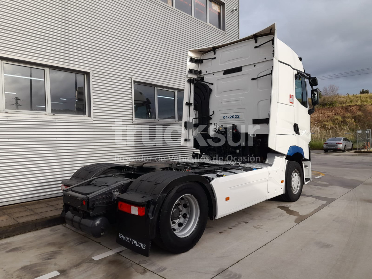 RENAULT T520 HIGH SLEEPER CAB - Tahač: obrázek 4 RENAULT T520 HIGH SLEEPER CAB - Tahač: obrázek 4