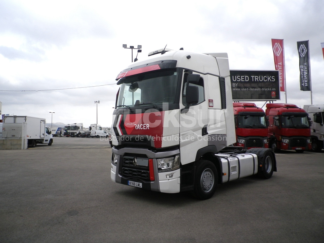 RENAULT T520 HIGH SLEEPER CAB - Tahač: obrázek 2 RENAULT T520 HIGH SLEEPER CAB - Tahač: obrázek 2