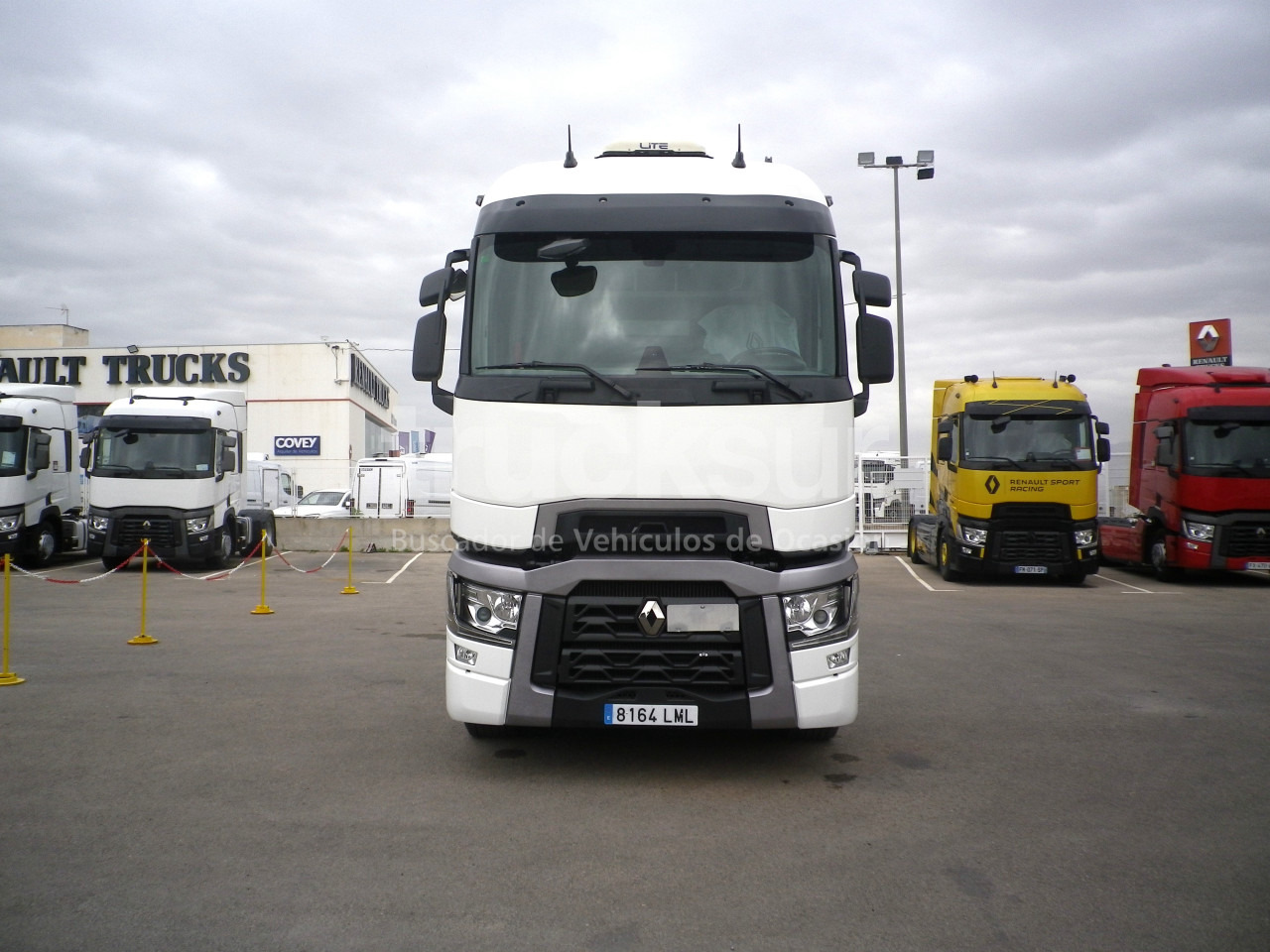 RENAULT T520 HIGH SLEEPER CAB - Tahač: obrázek 4 RENAULT T520 HIGH SLEEPER CAB - Tahač: obrázek 4