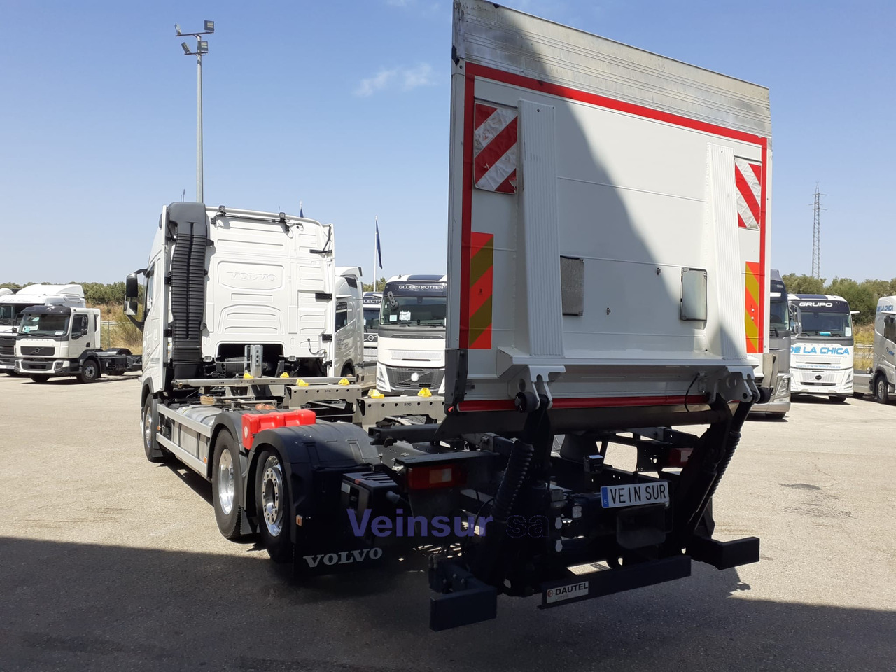 VOLVO FH4 I-SAVE - Nákladní auto: obrázek 4 VOLVO FH4 I-SAVE - Nákladní auto: obrázek 4