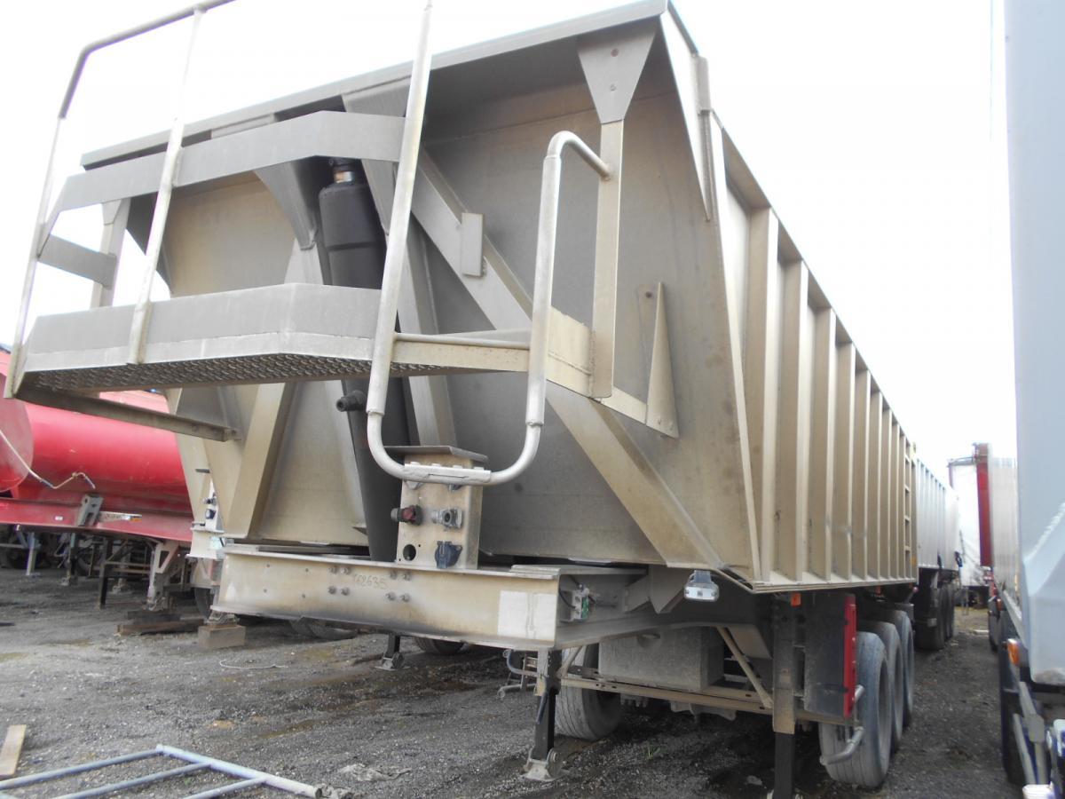 Benalu - Sklápěcí návěs: obrázek 2 Benalu - Sklápěcí návěs: obrázek 2