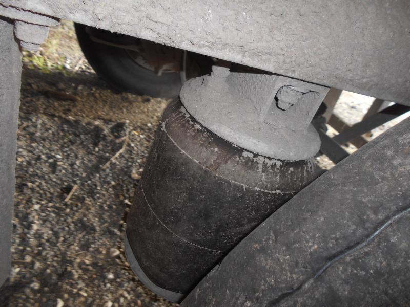 Sklápěcí návěs Benalu: obrázek 6 Sklápěcí návěs Benalu: obrázek 6