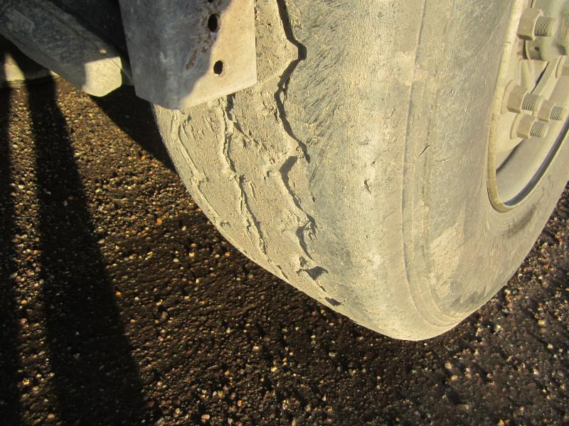 Invepe - Sklápěcí návěs: obrázek 2 Invepe - Sklápěcí návěs: obrázek 2