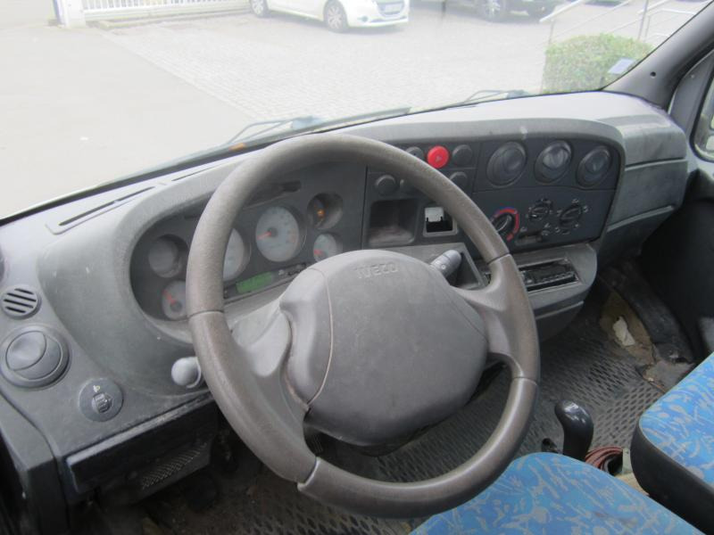 Iveco Daily 35C11 - Dodávka sklápěč: obrázek 3 Iveco Daily 35C11 - Dodávka sklápěč: obrázek 3