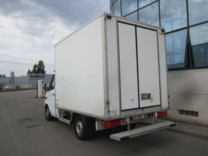 Mercedes 308D - Chladící dodávka: obrázek 3 Mercedes 308D - Chladící dodávka: obrázek 3