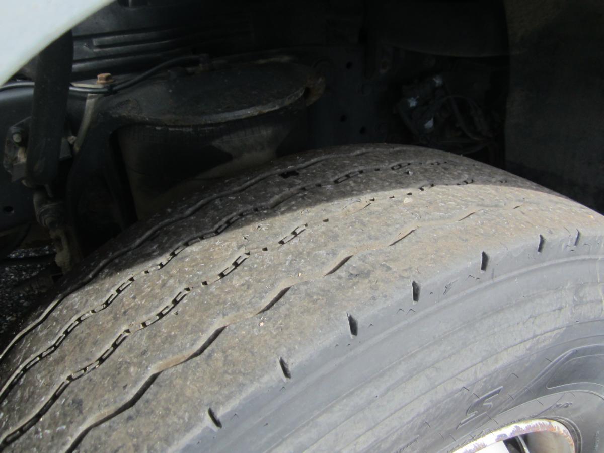 Vůz na odvoz odpadků Mercedes Axor 2533: obrázek 8