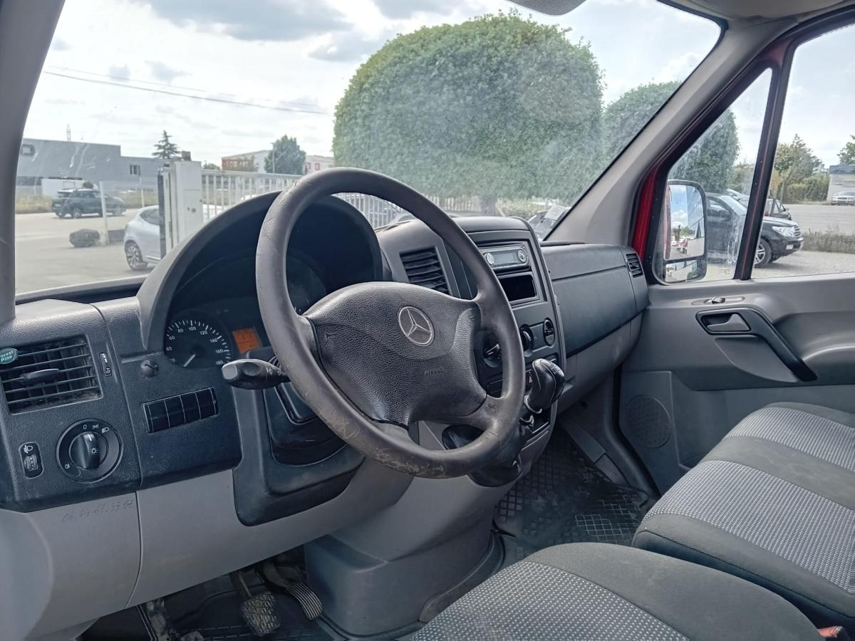Mercedes Sprinter 511 CDI - Dodávka sklápěč: obrázek 3 Mercedes Sprinter 511 CDI - Dodávka sklápěč: obrázek 3