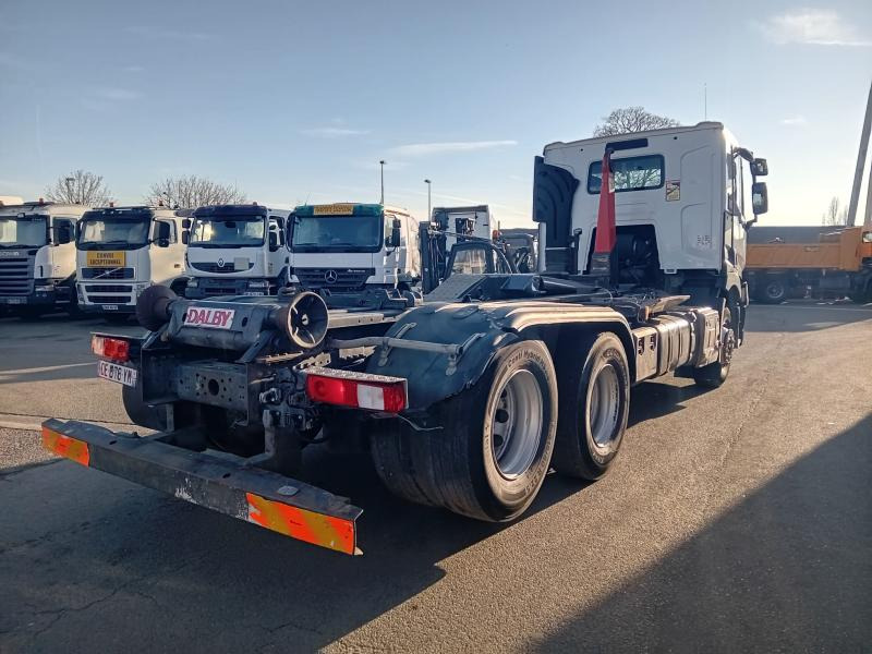 Renault Gamme C 380 - Hákový nosič kontejnerů: obrázek 2 Renault Gamme C 380 - Hákový nosič kontejnerů: obrázek 2