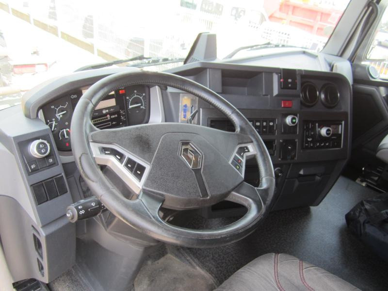 Interior photo 1: Kontejnérový podvozek/ Výměnná nástavba Renault Gamme T 430 DXI
