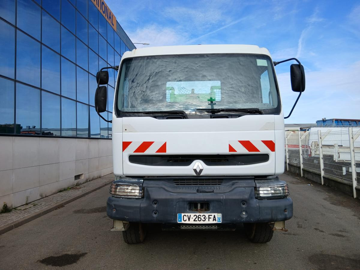 Renault Kerax 270 DCI - Hákový nosič kontejnerů: obrázek 2 Renault Kerax 270 DCI - Hákový nosič kontejnerů: obrázek 2