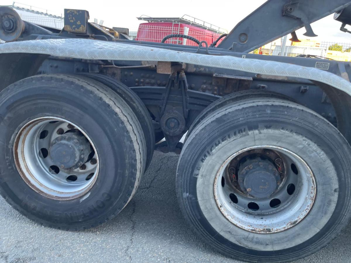 Renault Kerax 410 DXI - Hákový nosič kontejnerů: obrázek 5 Renault Kerax 410 DXI - Hákový nosič kontejnerů: obrázek 5