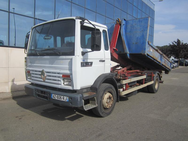 Renault Midliner 180 - Hákový nosič kontejnerů: obrázek 1 Renault Midliner 180 - Hákový nosič kontejnerů: obrázek 1