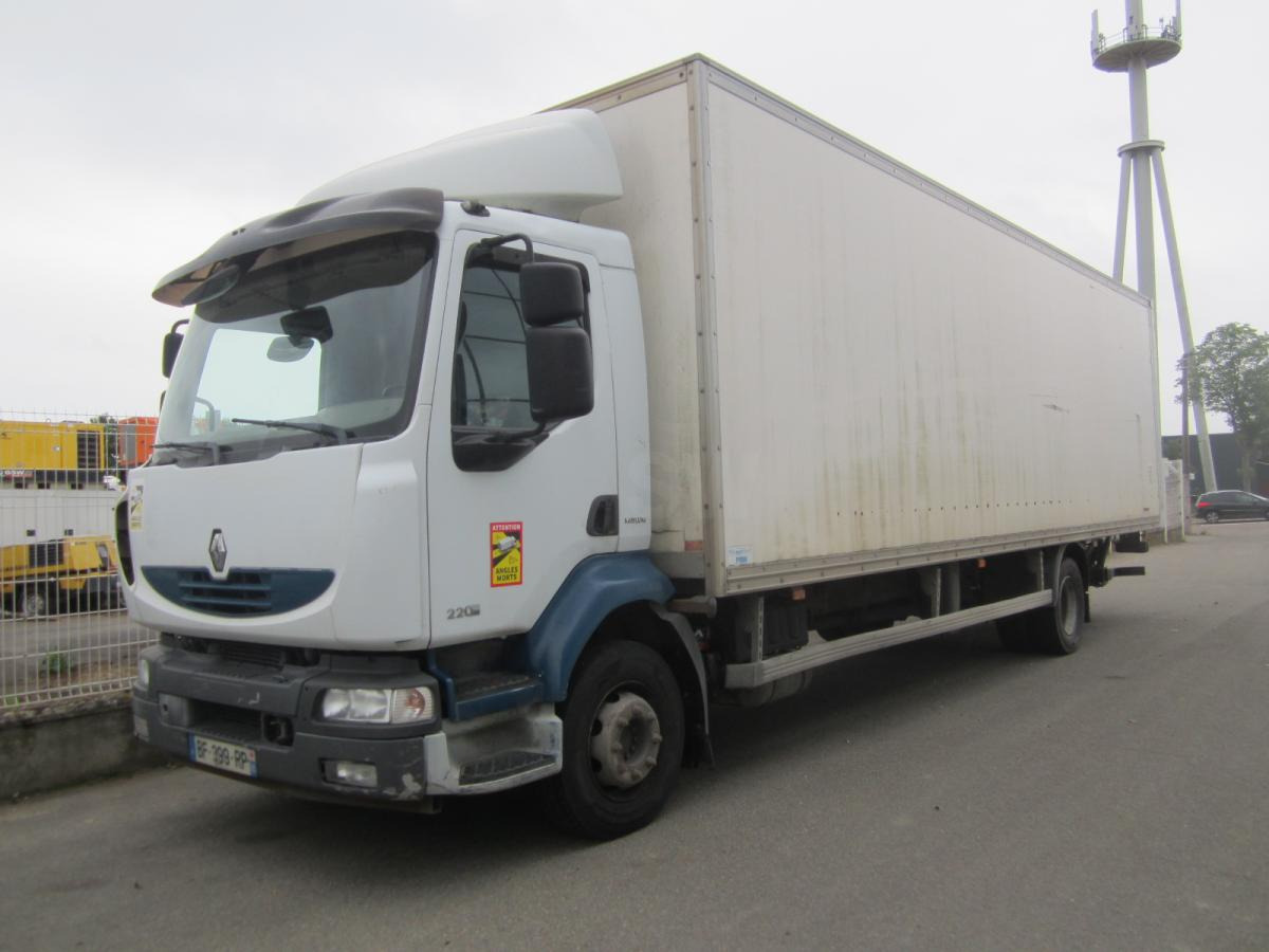 Renault Midlum 220 DXI - Skříňový nákladní auto: obrázek 1 Renault Midlum 220 DXI - Skříňový nákladní auto: obrázek 1