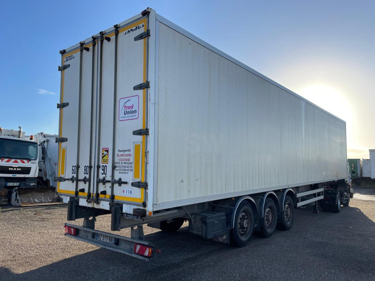 Samro - Skříňový návěs: obrázek 3 Samro - Skříňový návěs: obrázek 3