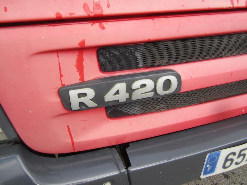 Scania R 420 - Hákový nosič kontejnerů: obrázek 2 Scania R 420 - Hákový nosič kontejnerů: obrázek 2