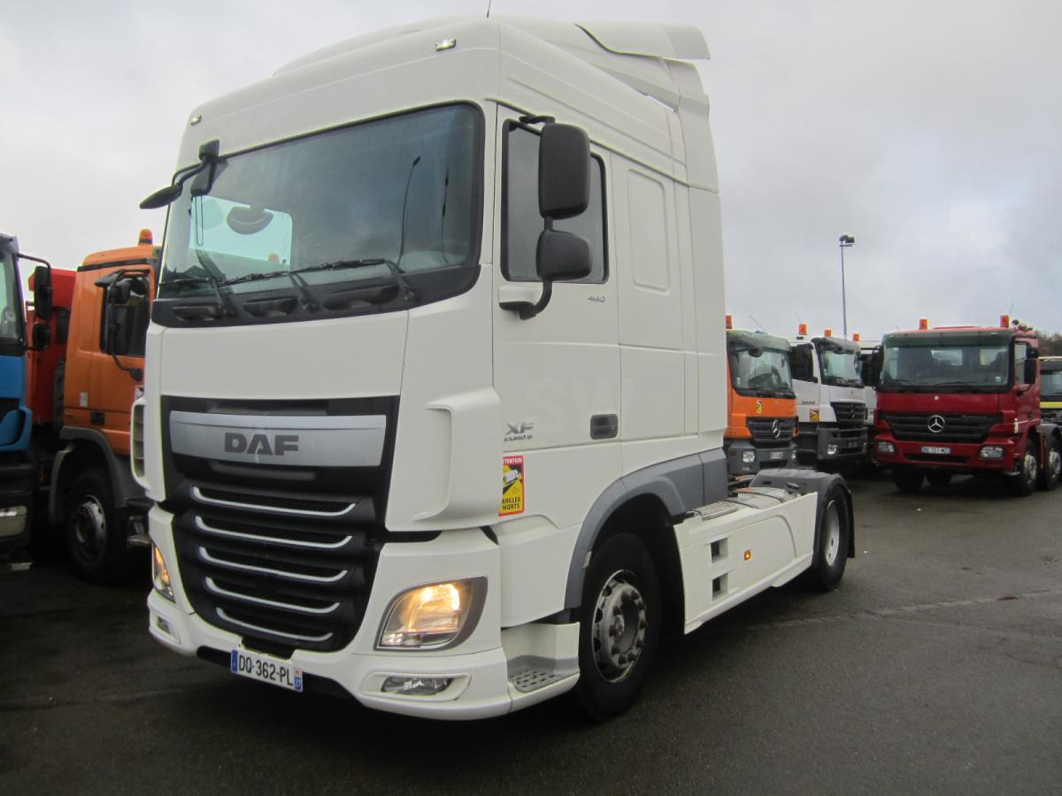 DAF XF105 460 - Tahač: obrázek 1 DAF XF105 460 - Tahač: obrázek 1