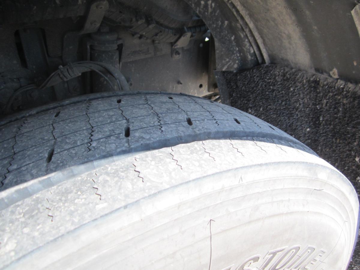 DAF XF105 460 - Tahač: obrázek 4 DAF XF105 460 - Tahač: obrázek 4