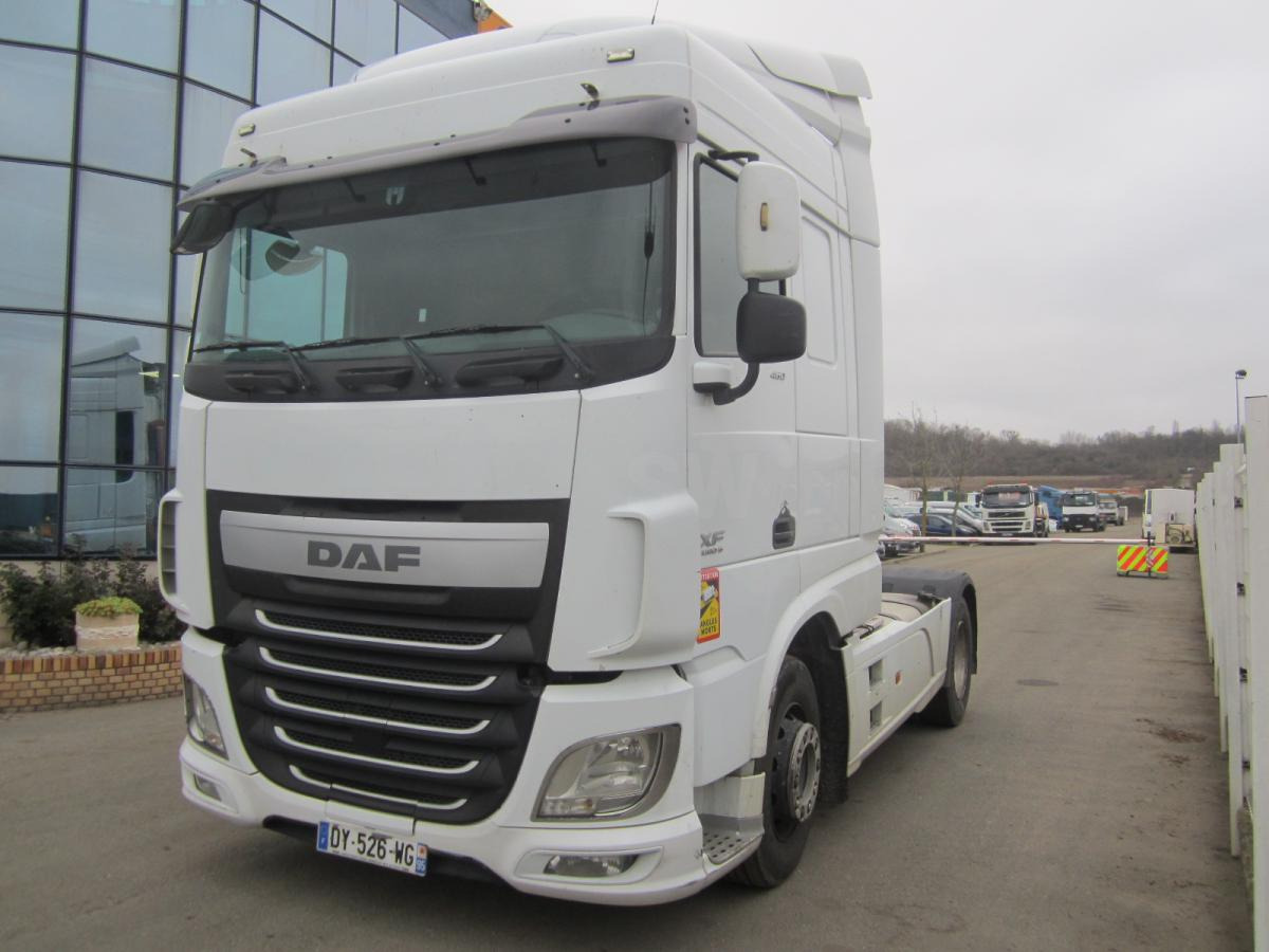 DAF XF105 460 - Tahač: obrázek 1 DAF XF105 460 - Tahač: obrázek 1