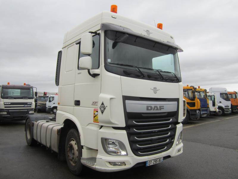 DAF XF105 460 - Tahač: obrázek 2 DAF XF105 460 - Tahač: obrázek 2