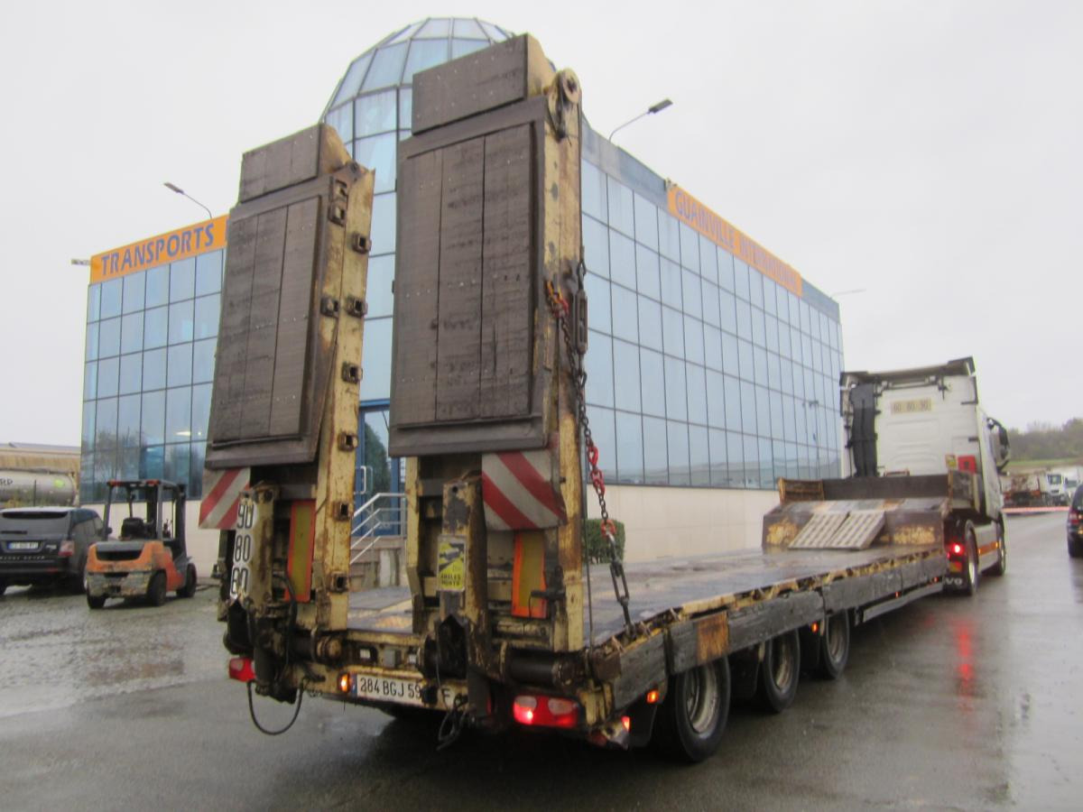 Trax - Podvalníkový návěs: obrázek 1 Trax - Podvalníkový návěs: obrázek 1