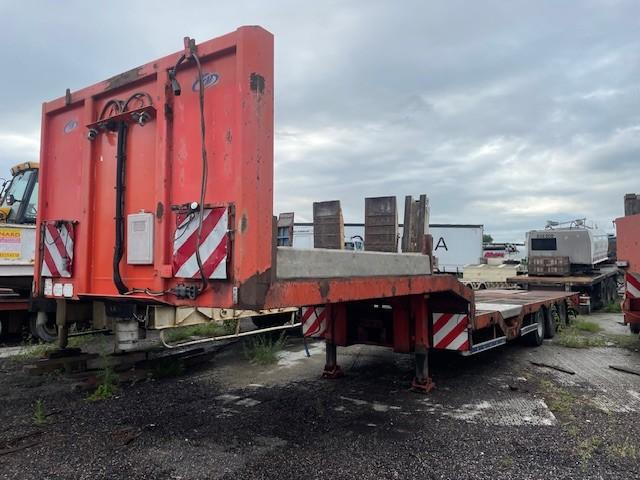 Trax - Podvalníkový návěs: obrázek 1 Trax - Podvalníkový návěs: obrázek 1