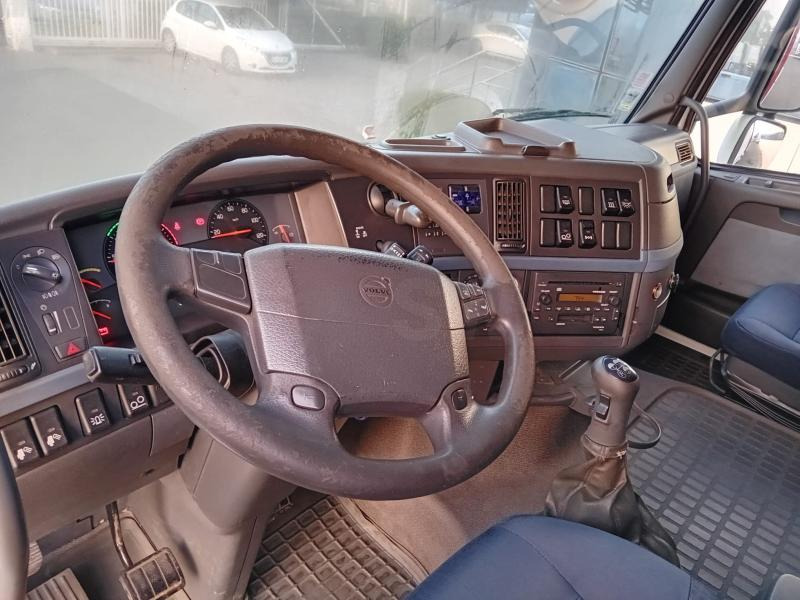 Volvo FH - Nákladní automobil valníkový/ Plošinový: obrázek 3 Volvo FH - Nákladní automobil valníkový/ Plošinový: obrázek 3