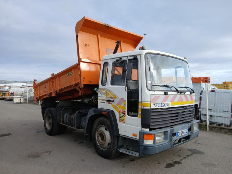 Volvo FL 614 - Sklápěč: obrázek 4 Volvo FL 614 - Sklápěč: obrázek 4