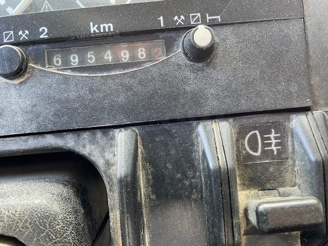 Hákový nosič kontejnerů Volvo FL10: obrázek 5
