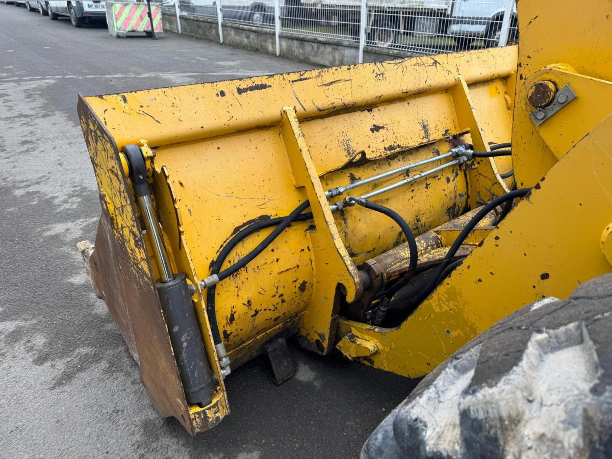 Kolový nakladač Volvo L 35 BZ: obrázek 17